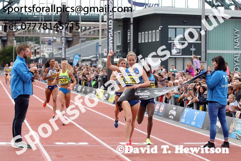 Womens mile, 2017 Great North CityGames, Gateshead/Newcaste. Photo: David T. Hewitson/Sports for All Pics
